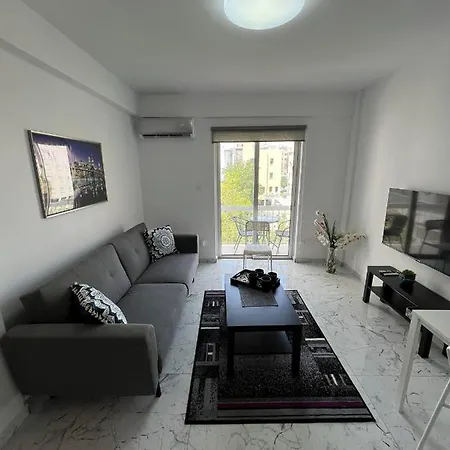 Amalia Residences * Никосия