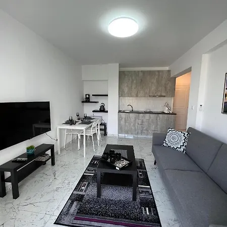 Amalia Residences Никосия
