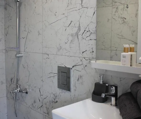 アパート Amalia Residences *