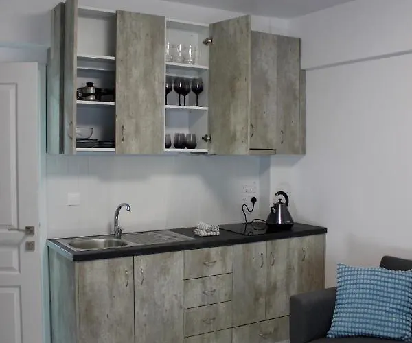 アパート Amalia Residences ニコシア